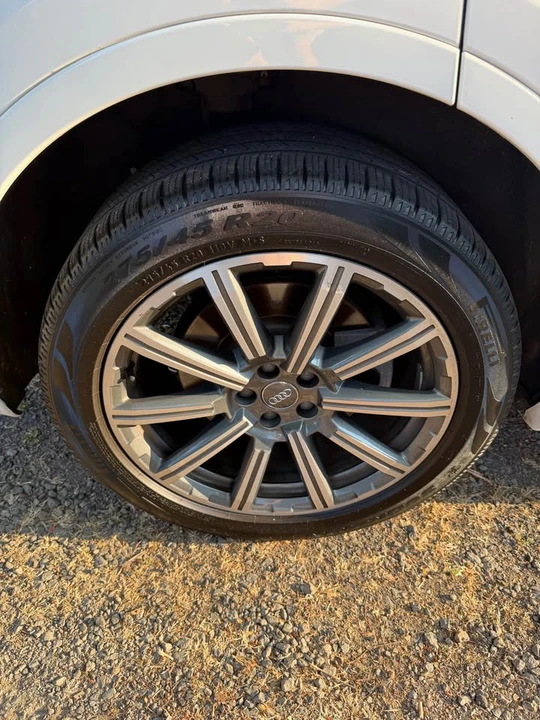 2017 Audi 4M Q7 - Image 12 of 12