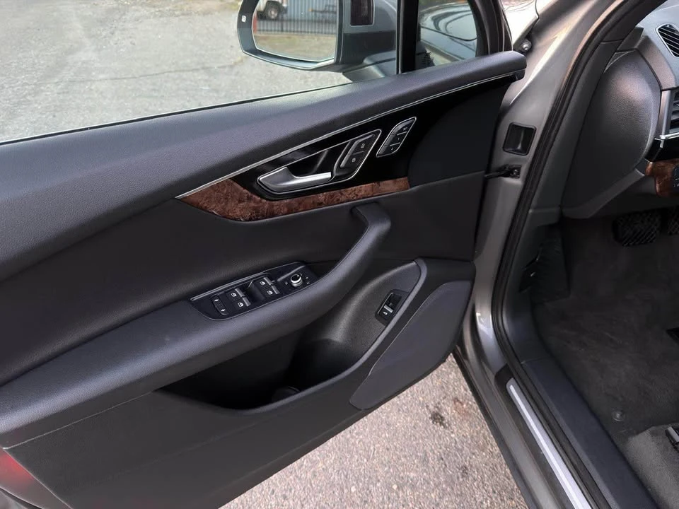 2017 Audi 4M Q7 - Image 14 of 15