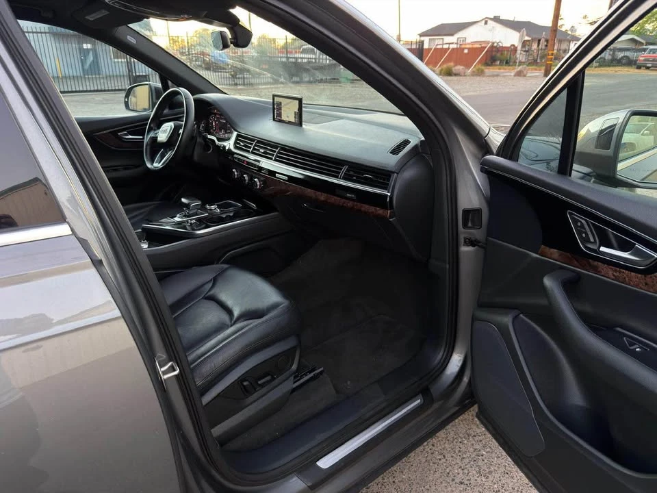 2017 Audi 4M Q7 - Image 9 of 15
