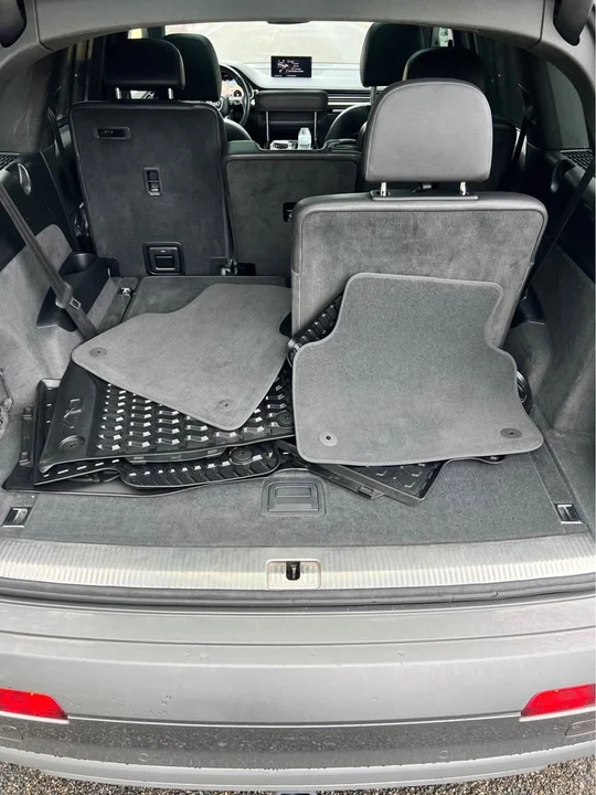 2017 Audi 4M Q7 - Image 9 of 13