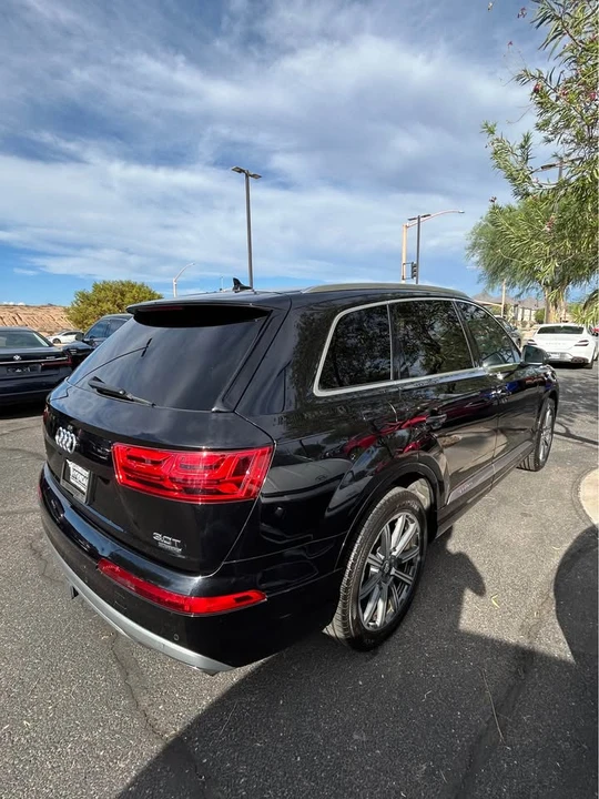 2017 Audi 4M Q7 - Image 6 of 16
