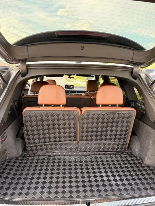 2017 Audi 4M Q7 - Image 17 of 18