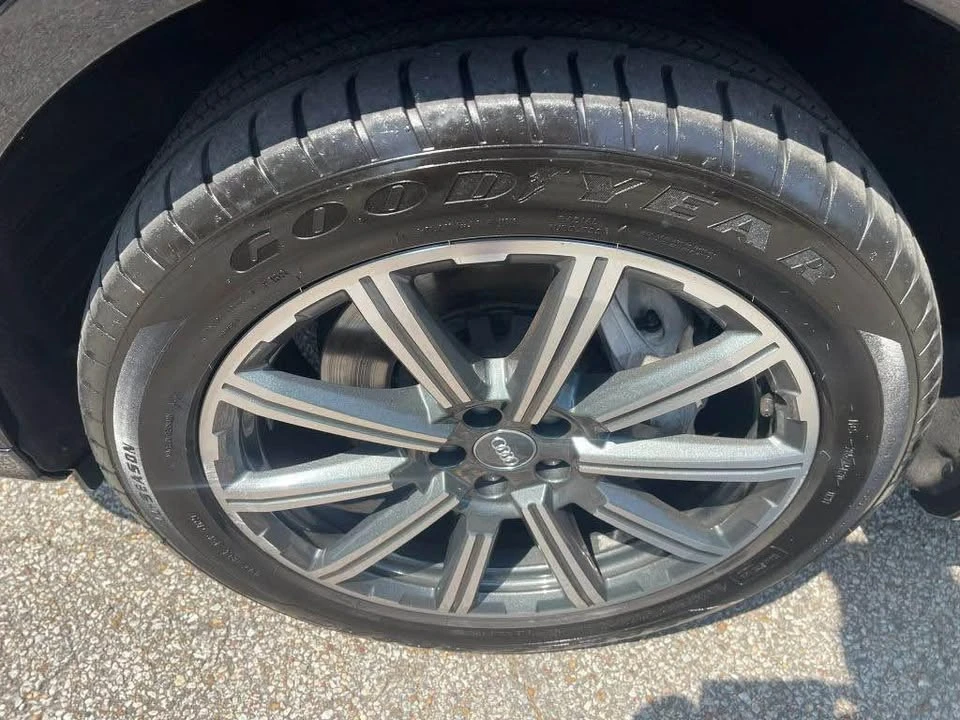 2017 Audi 4M Q7 - Image 9 of 19