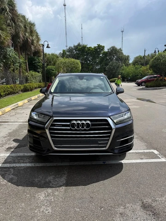 2017 Audi 4M Q7 - Image 2 of 11