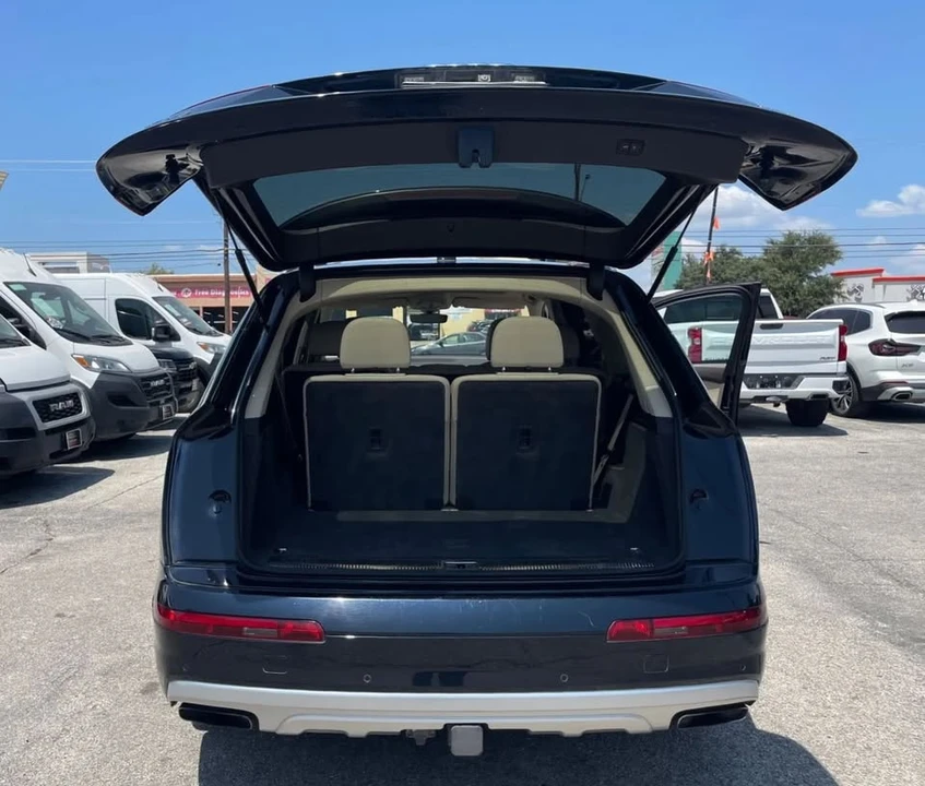 2017 Audi 4M Q7 - Image 4 of 20