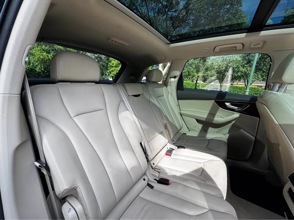 2017 Audi 4M Q7 - Image 8 of 14