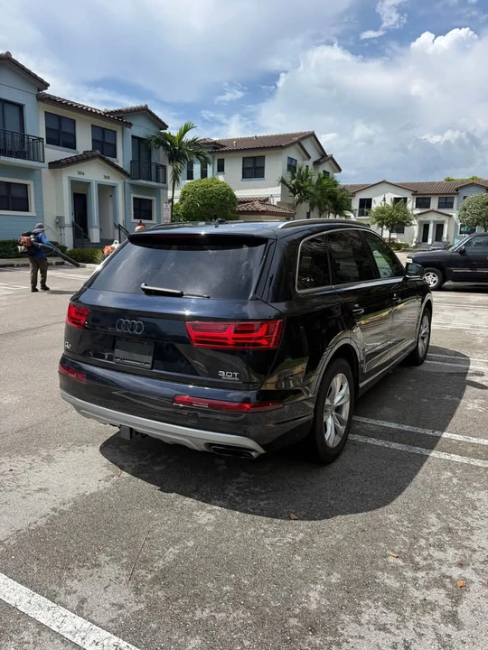 2017 Audi 4M Q7 - Image 4 of 11