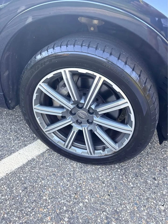 2017 Audi 4M Q7 - Image 8 of 20