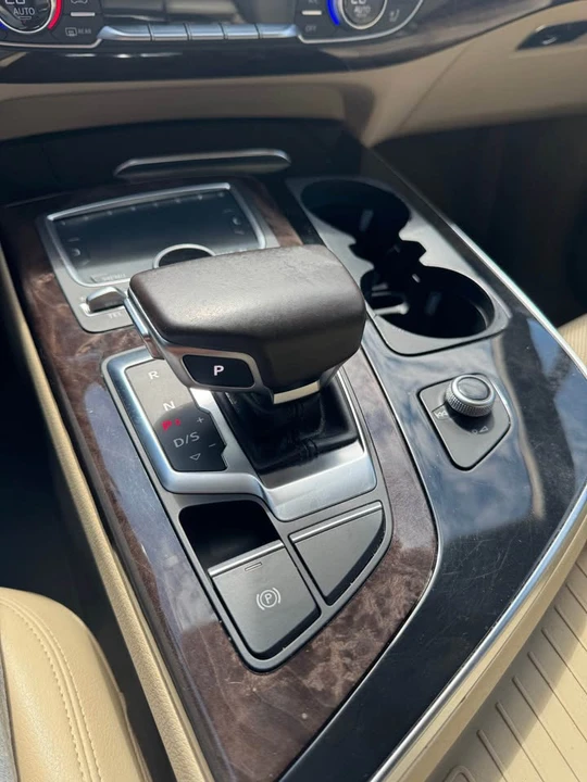 2017 Audi 4M Q7 - Image 19 of 20