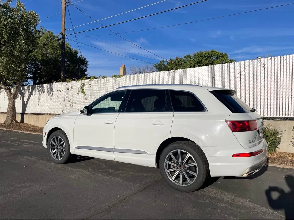 2017 Audi 4M Q7 - Image 5 of 19