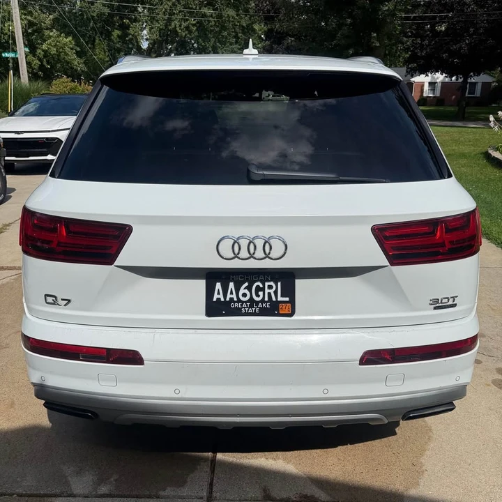 2017 Audi 4M Q7 - Image 4 of 10