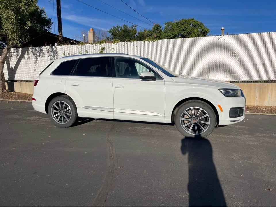 2017 Audi 4M Q7 - Image 10 of 19