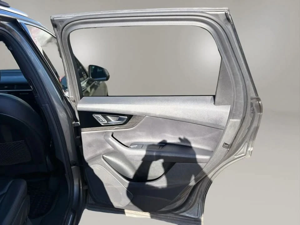 2017 Audi 4M Q7 - Image 8 of 13
