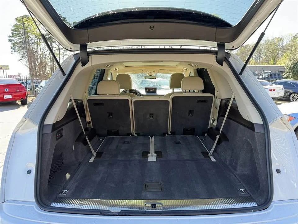 2017 Audi 4M Q7 - Image 7 of 18