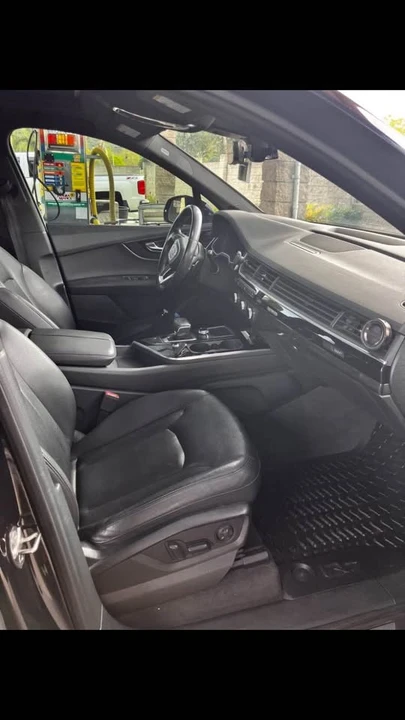 2017 Audi 4M Q7 - Image 10 of 11