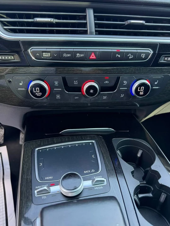 2017 Audi 4M Q7 - Image 12 of 14