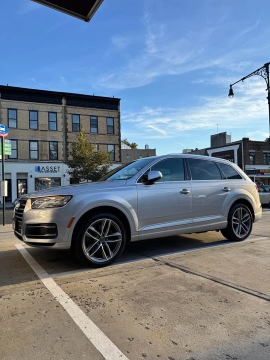 2017 Audi 4M Q7 - Image 2 of 17