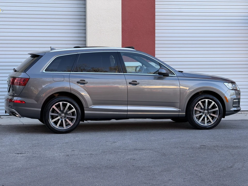 2017 Audi 4M Q7 - Image 10 of 31