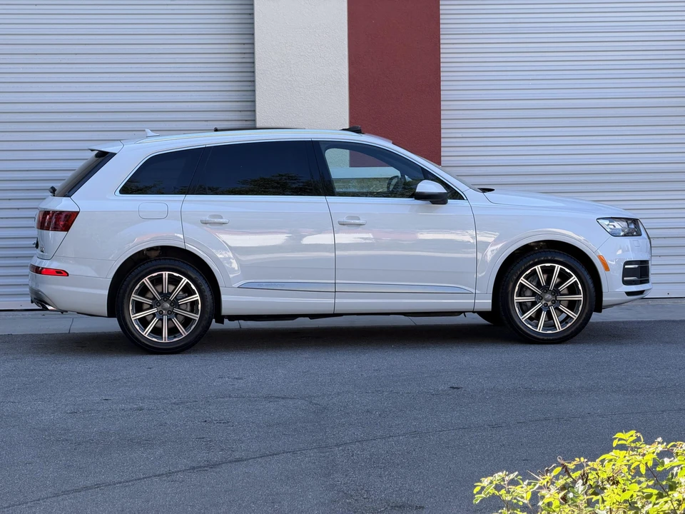 2017 Audi 4M Q7 - Image 8 of 31