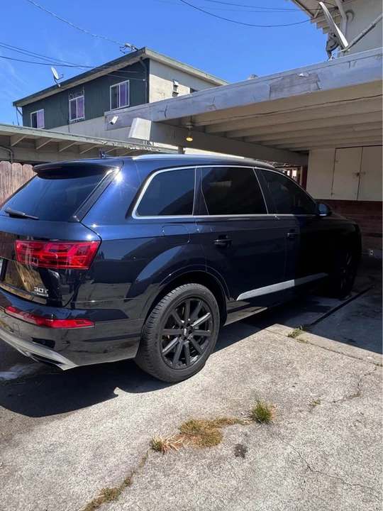 2017 Audi 4M Q7 - Image 8 of 9