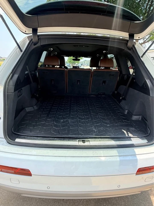 2017 Audi 4M Q7 - Image 8 of 14