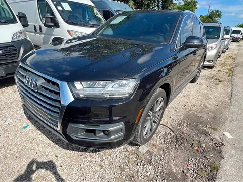 2017 Audi Q7 3.0T Premium Sport Utility 4D