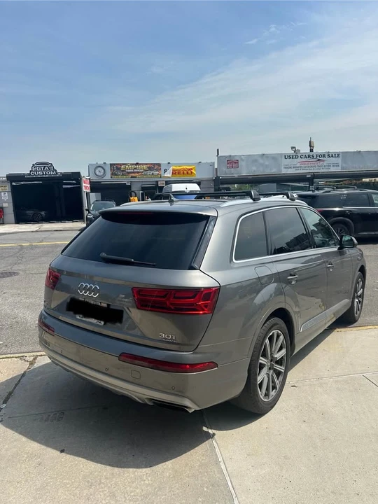 2017 Audi 4M Q7 - Image 3 of 20