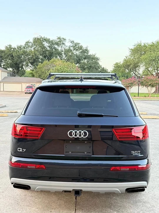 2017 Audi 4M Q7 - Image 4 of 16