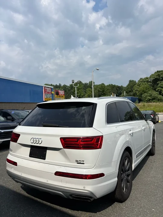 2017 Audi 4M Q7 - Image 5 of 12