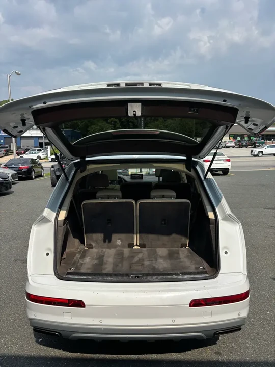 2017 Audi 4M Q7 - Image 6 of 12