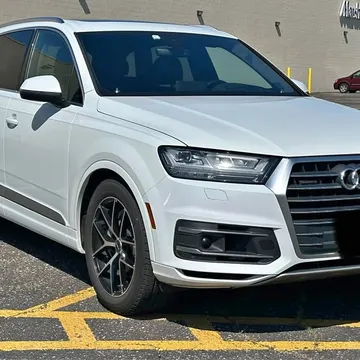 2017 Audi Q7 3.0T Prestige Sport Utility 4D