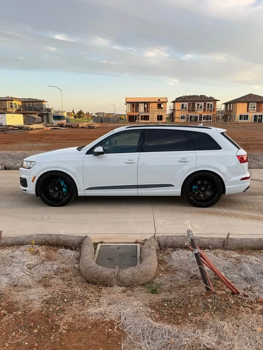 2017 Audi 4M Q7 - Image 2 of 19