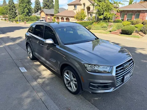 2017 Audi Q7 3.0T Prestige Sport Utility 4D