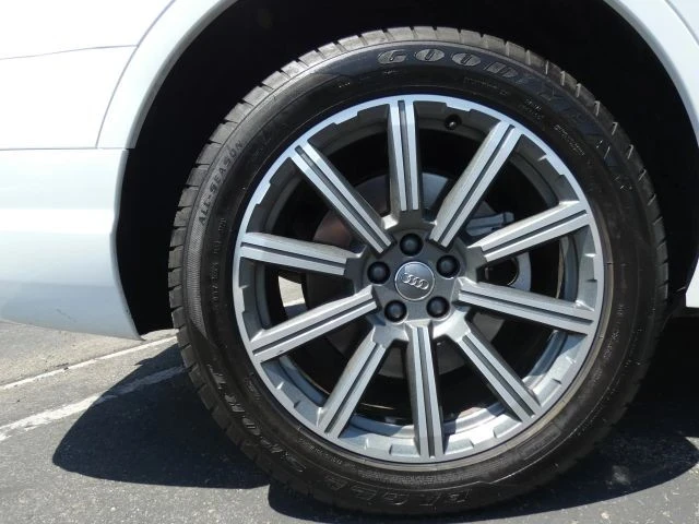 2017 Audi 4M Q7 - Image 16 of 21