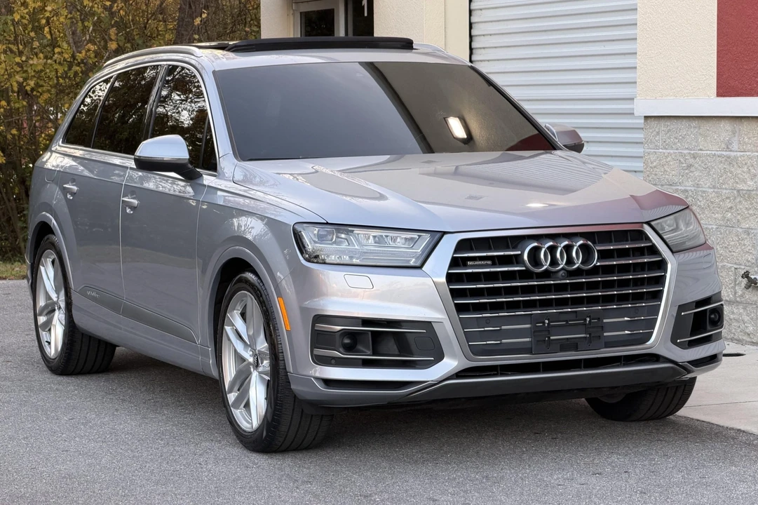 2017 Audi 4M Q7 - Image 1 of 31
