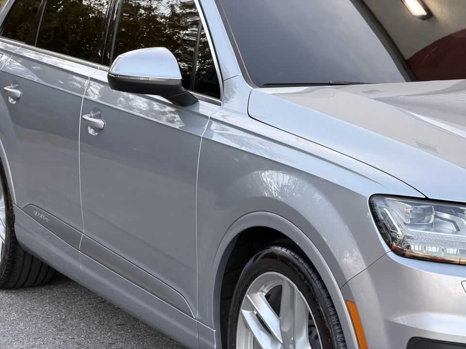 2017 Audi 4M Q7 - Image 28 of 31