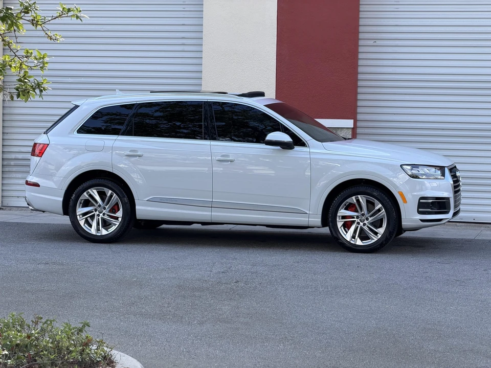 2017 Audi 4M Q7 - Image 9 of 31