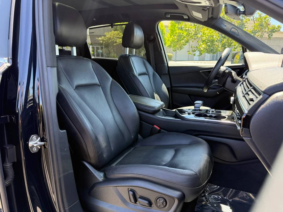 2017 Audi 4M Q7 - Image 10 of 23