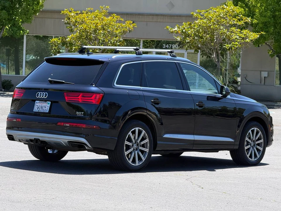 2017 Audi 4M Q7 - Image 4 of 23