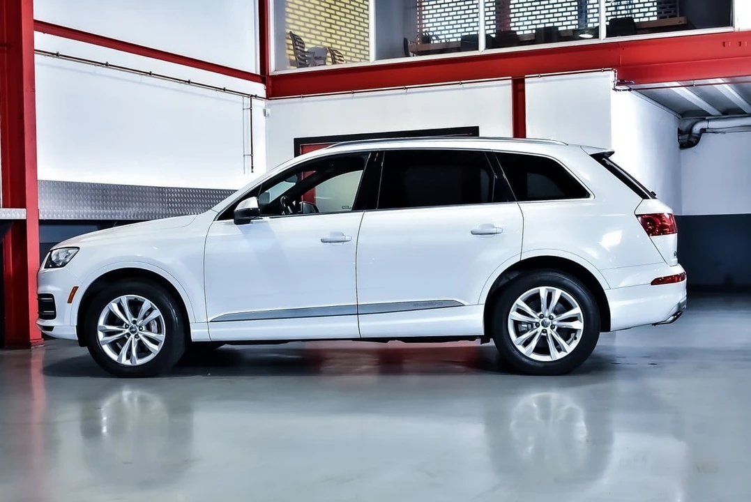 2017 Audi 4M Q7 - Image 26 of 30