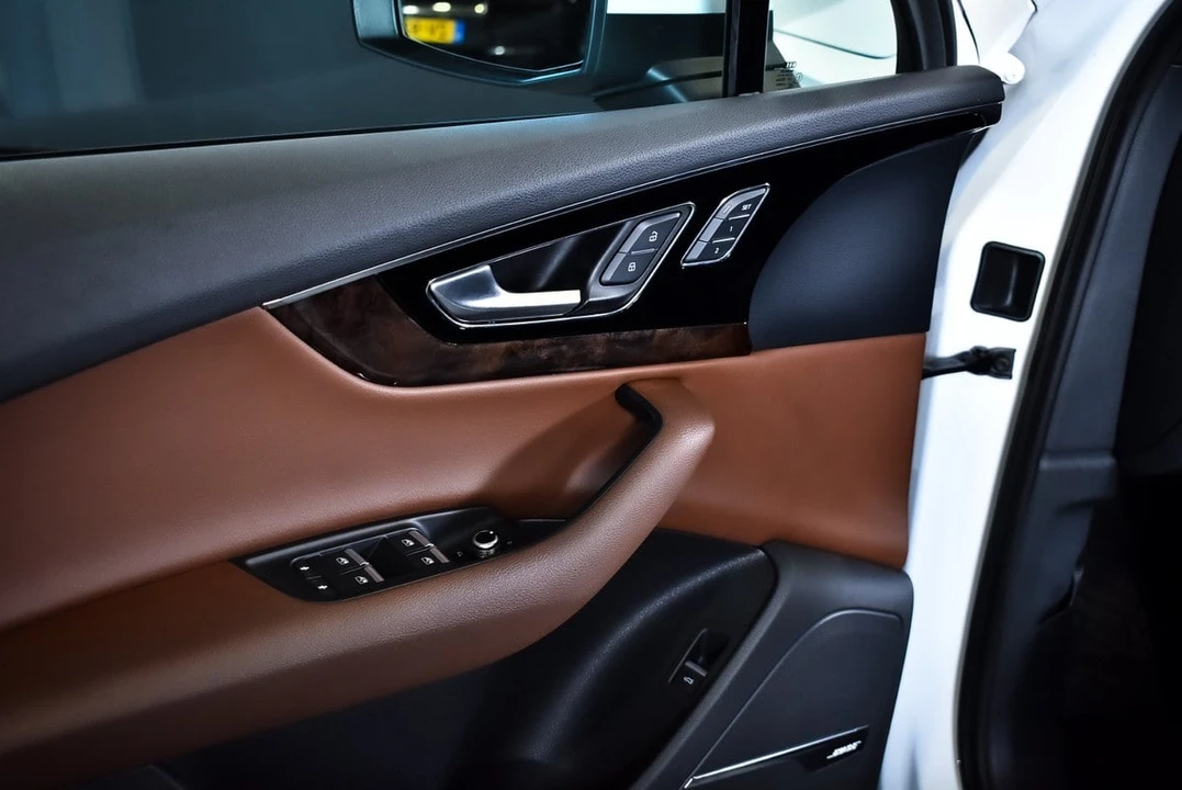 2017 Audi 4M Q7 - Image 29 of 30