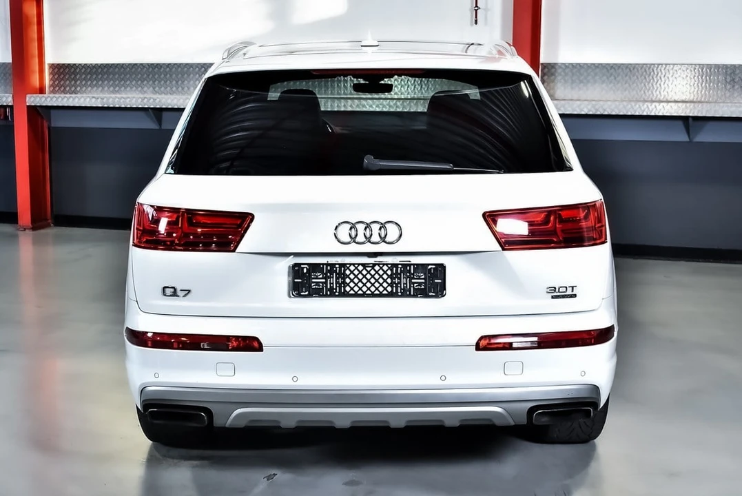 2017 Audi 4M Q7 - Image 18 of 30