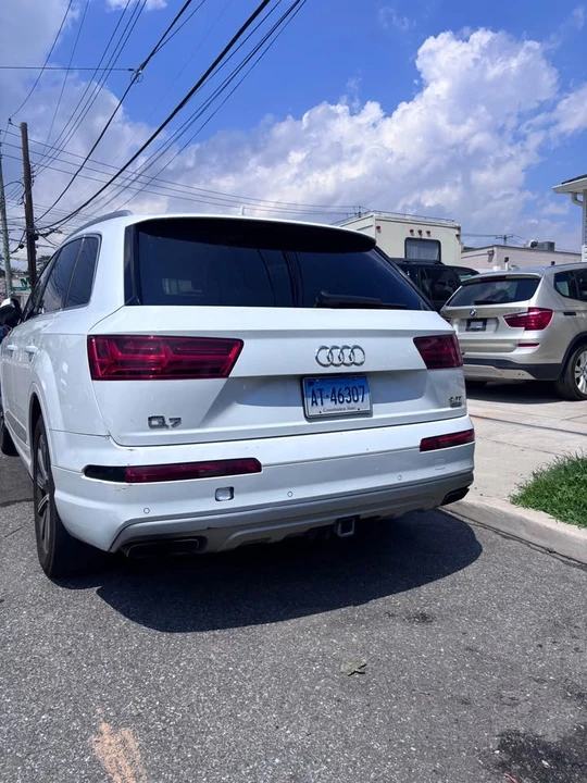 2017 Audi 4M Q7 - Image 9 of 11