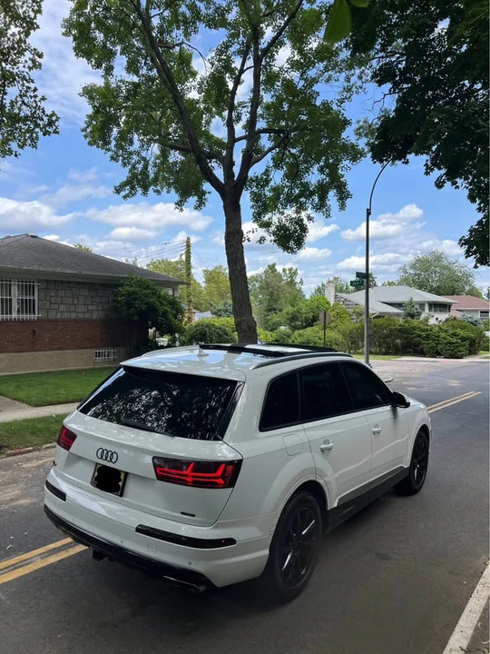 2017 Audi 4M Q7 - Image 2 of 16