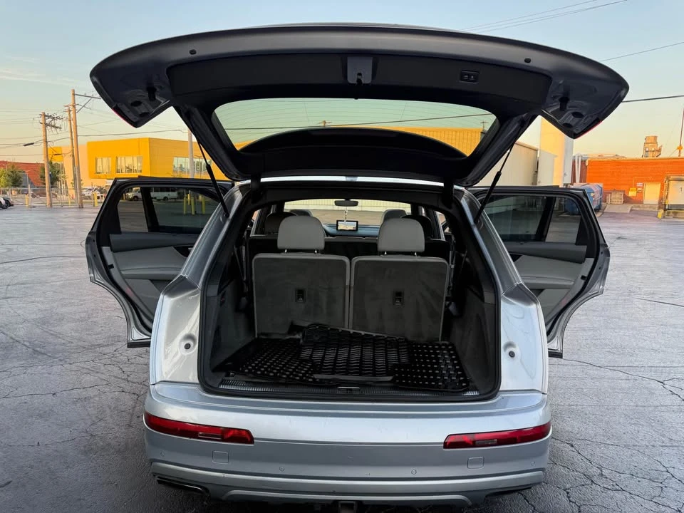 2017 Audi 4M Q7 - Image 2 of 19