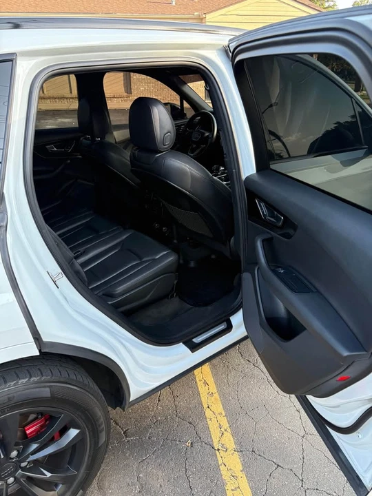 2017 Audi 4M Q7 - Image 10 of 11