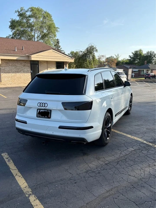 2017 Audi 4M Q7 - Image 5 of 11