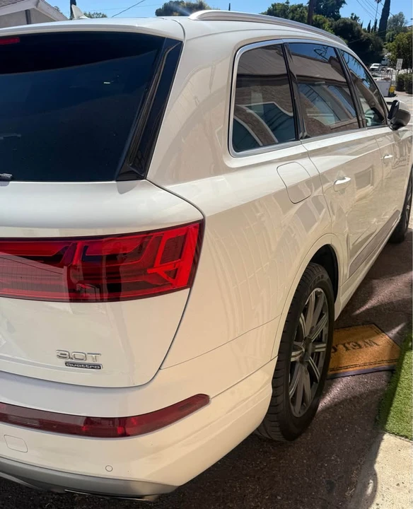 2017 Audi 4M Q7 - Image 4 of 8