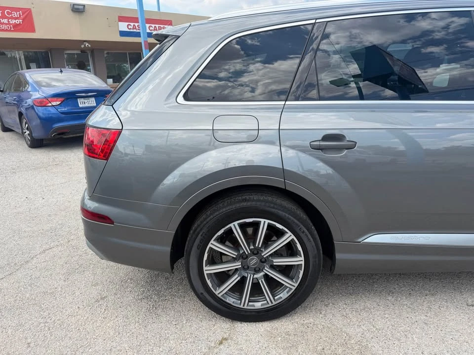 2017 Audi 4M Q7 - Image 5 of 18