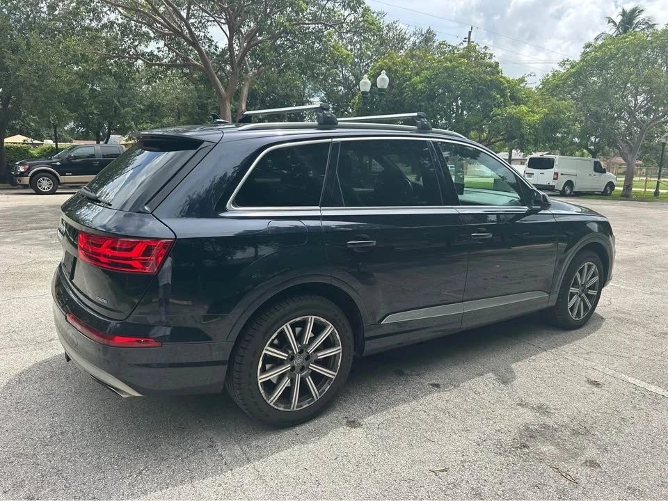 2017 Audi 4M Q7 - Image 5 of 16